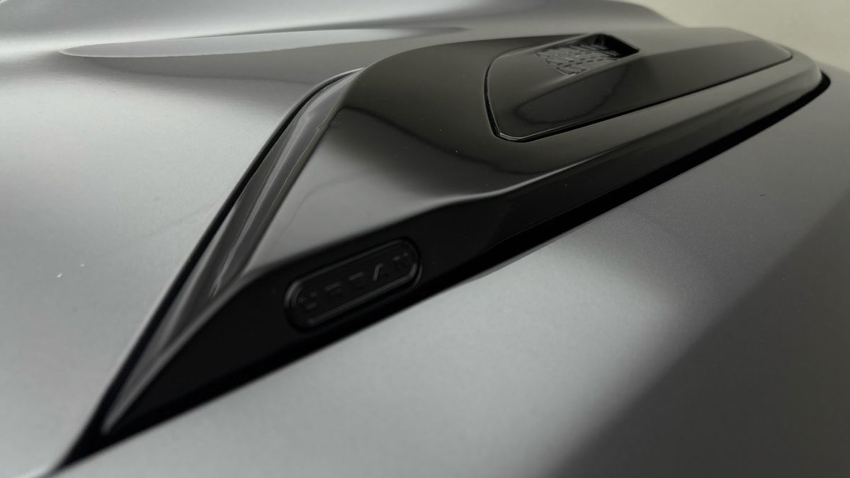 Land Rover Defender 110 Urban Image 26