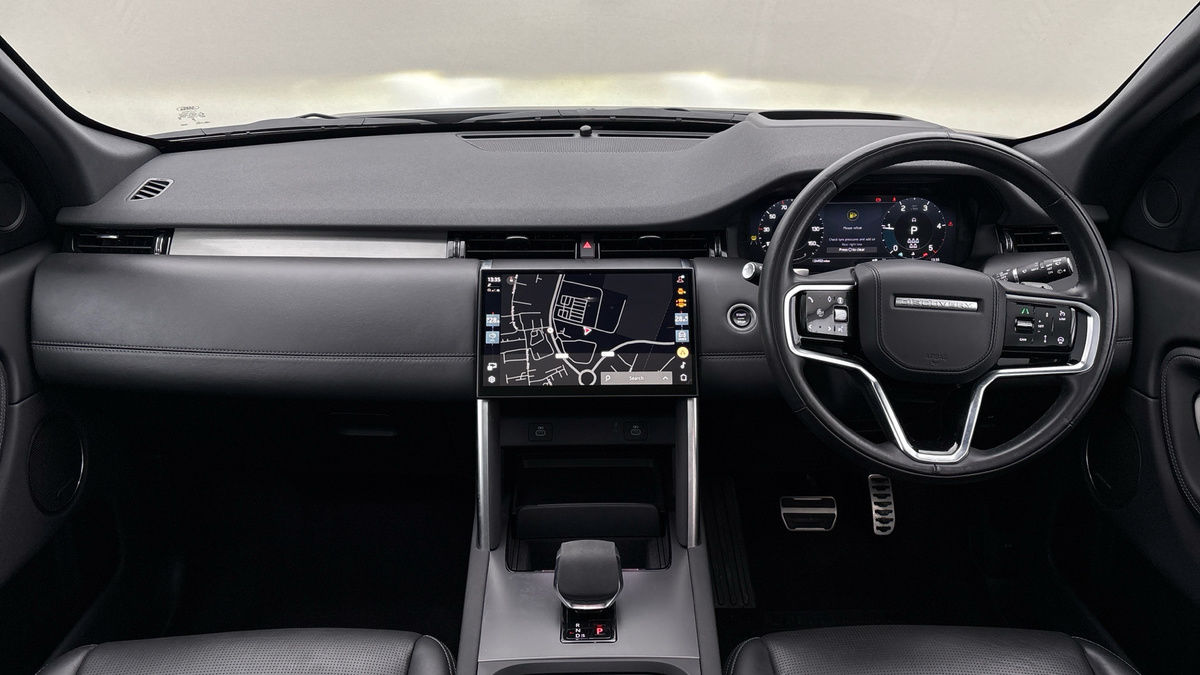 Land Rover Discovery Sport Image 12