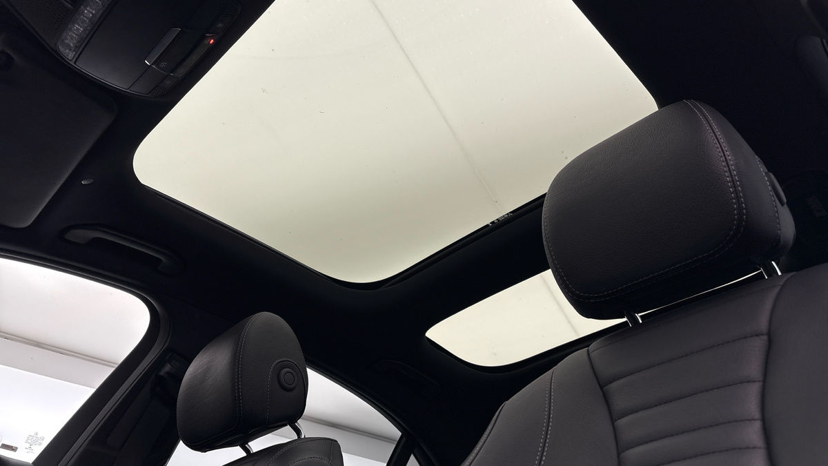 Mercedes-Benz E Class Image 6