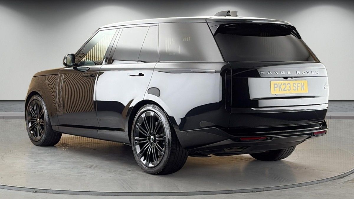 Land Rover Range Rover Image 2