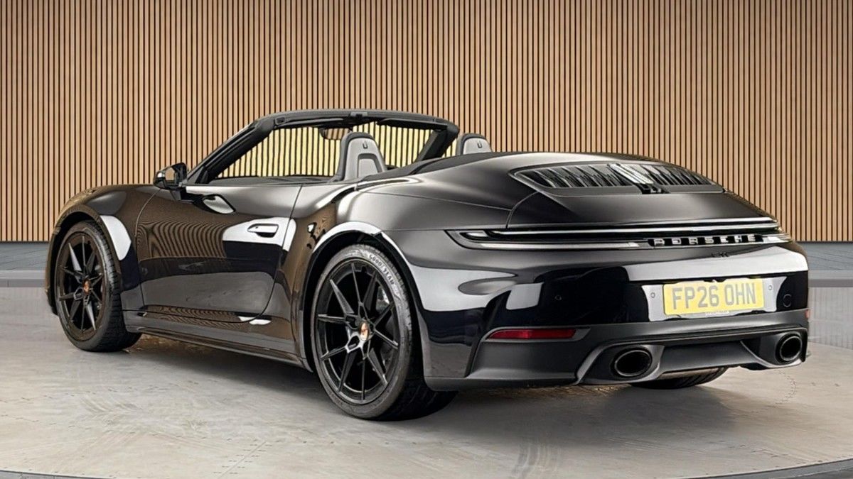 Porsche 911 Image 2