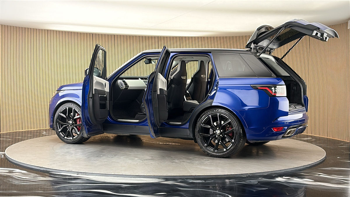 More views of Land Rover Range Rover Sport