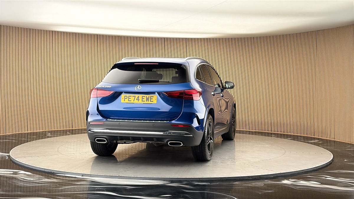 More views of Mercedes-Benz GLA