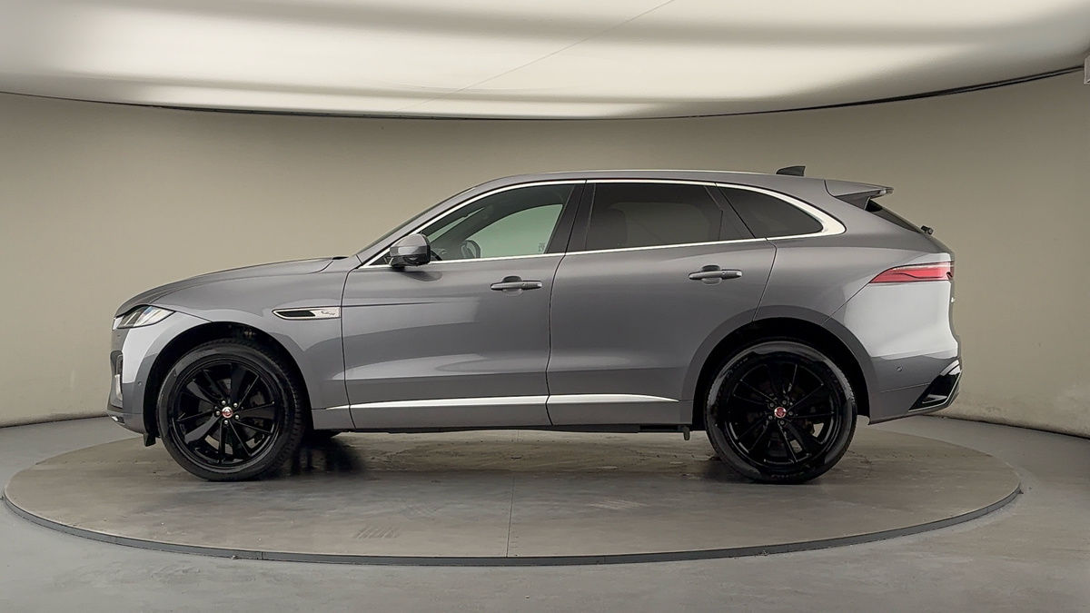 More views of Jaguar F-PACE
