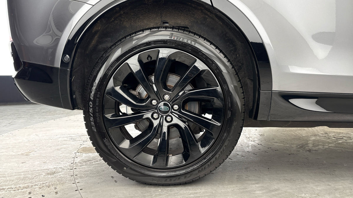 Land Rover Discovery Sport Image 10