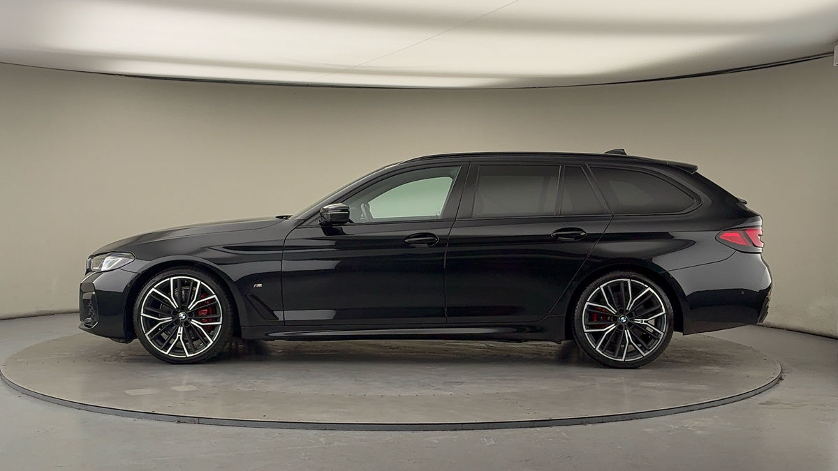 BMW 5 Series Image 15