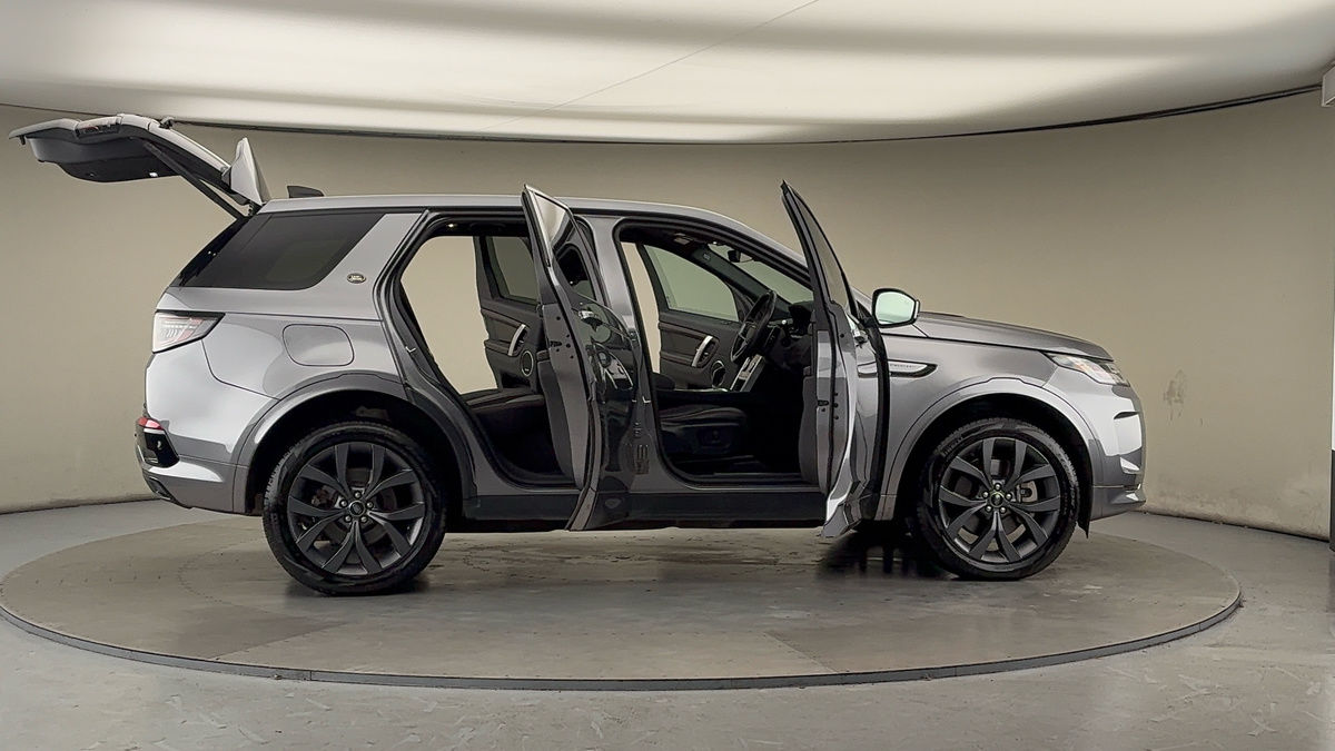 More views of Land Rover Discovery Sport