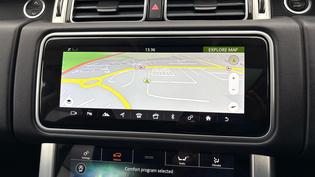 Land Rover Range Rover Image 17