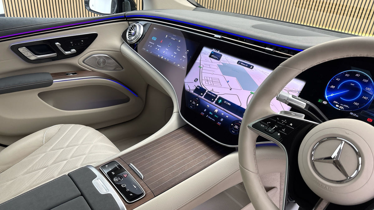 Mercedes-Benz EQS Image 18