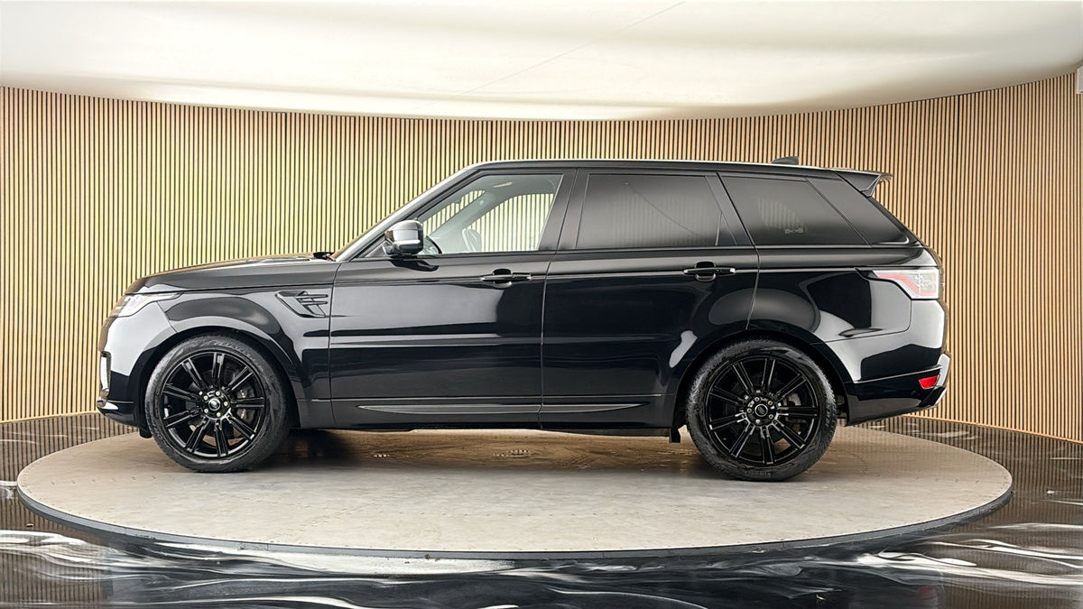 More views of Land Rover Range Rover Sport
