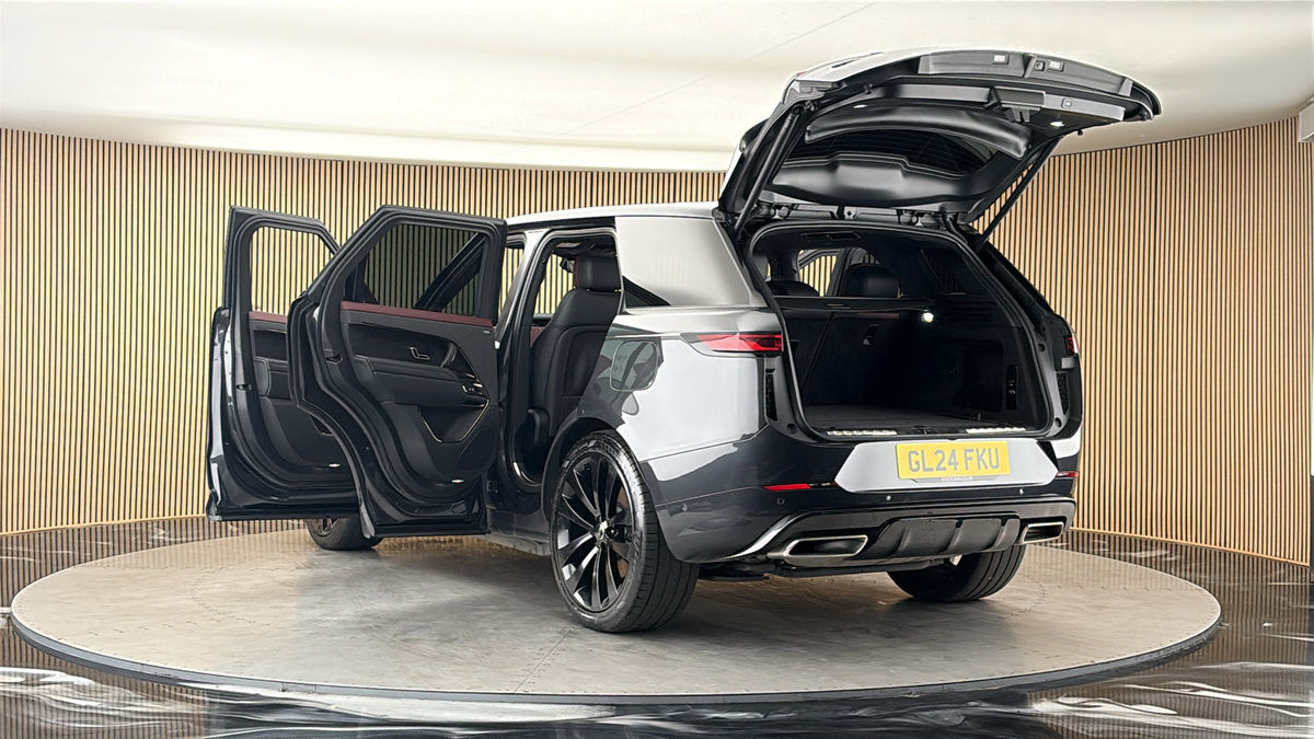 Land Rover Range Rover Sport Image 23