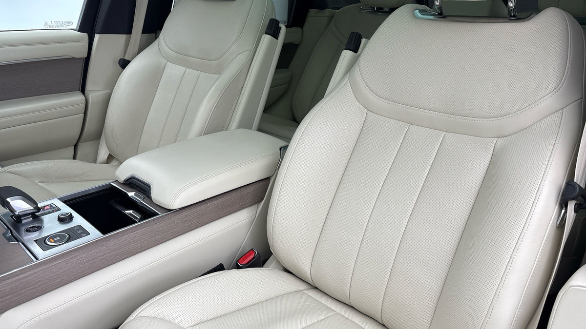 Land Rover Range Rover Image 7