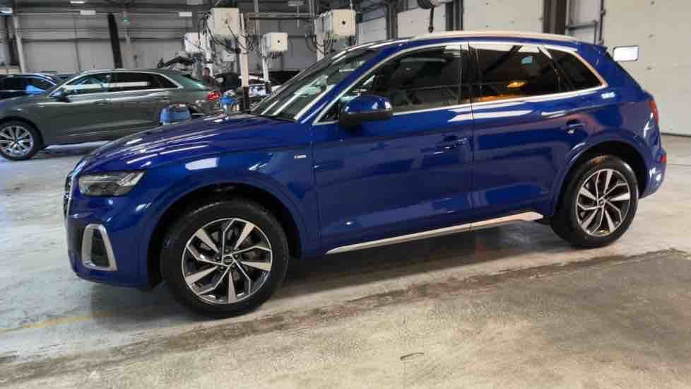 More views of Audi Q5