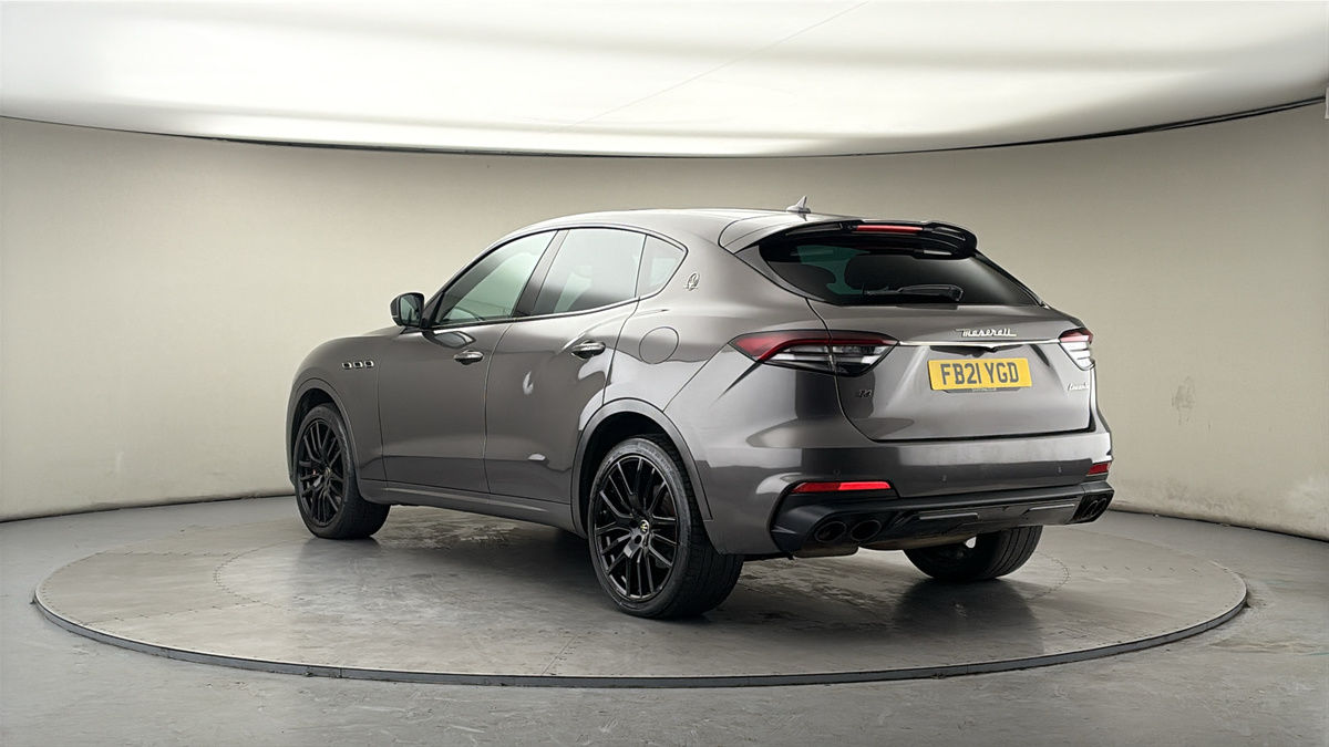 Maserati Levante Image 2