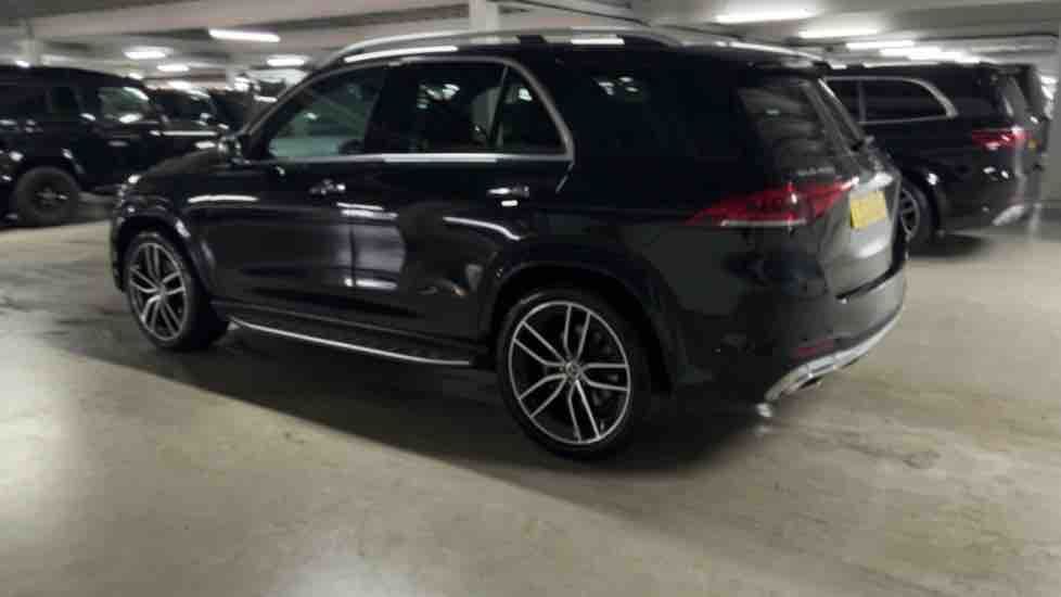 More views of Mercedes-Benz GLE