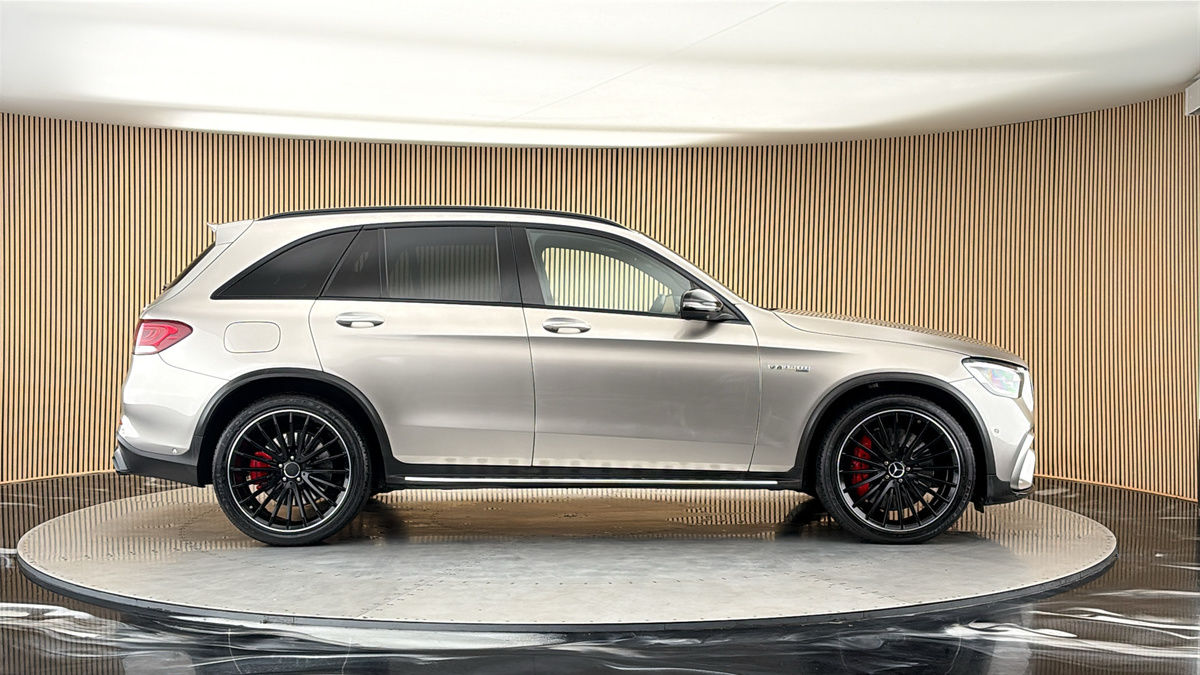 Mercedes-Benz GLC Image 16