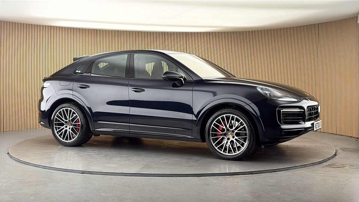 More views of Porsche Cayenne