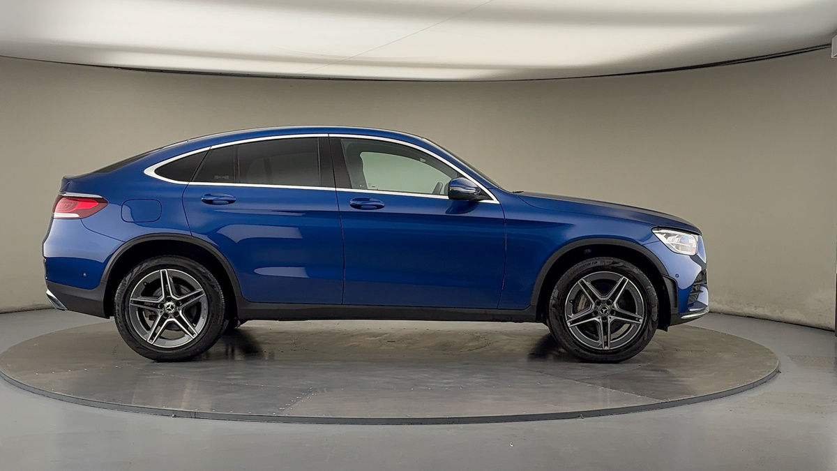 Mercedes-Benz GLC Image 16