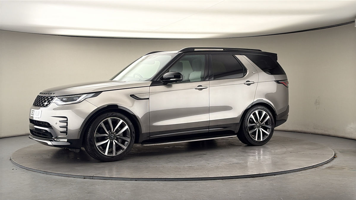 More views of Land Rover Discovery