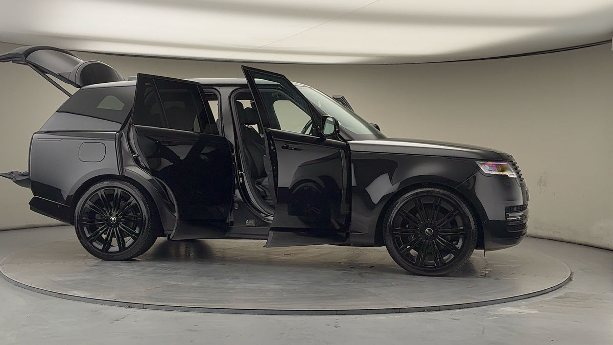 More views of Land Rover Range Rover