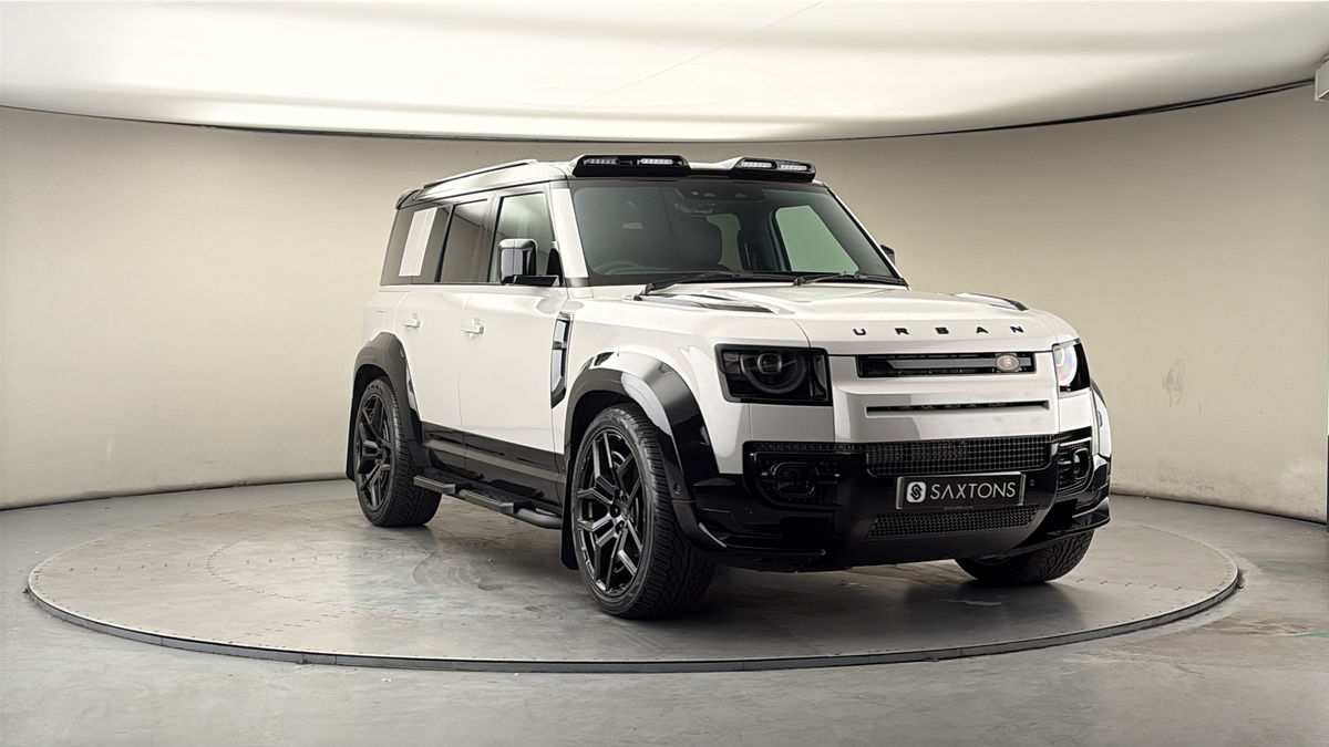 More views of Land Rover Defender 110