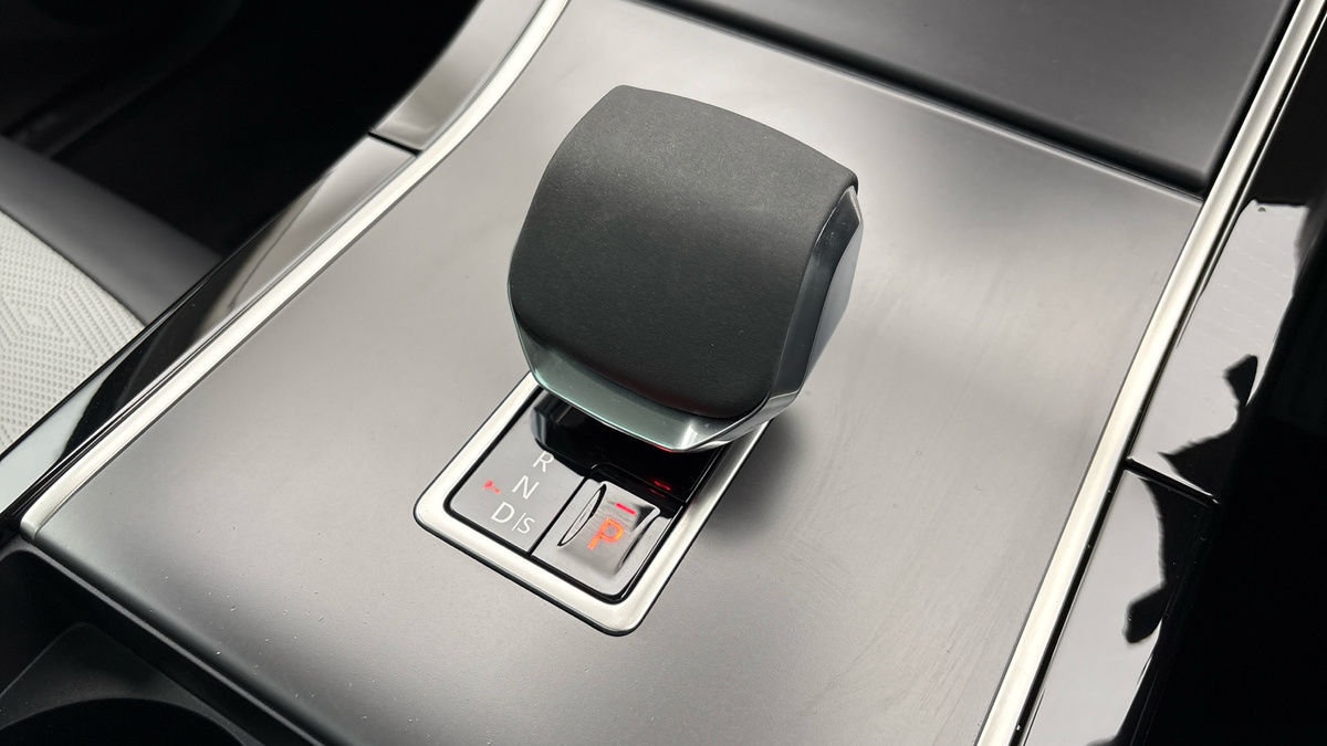 Land Rover Range Rover Evoque Image 25