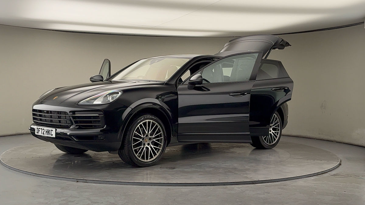 Porsche Cayenne Image 22