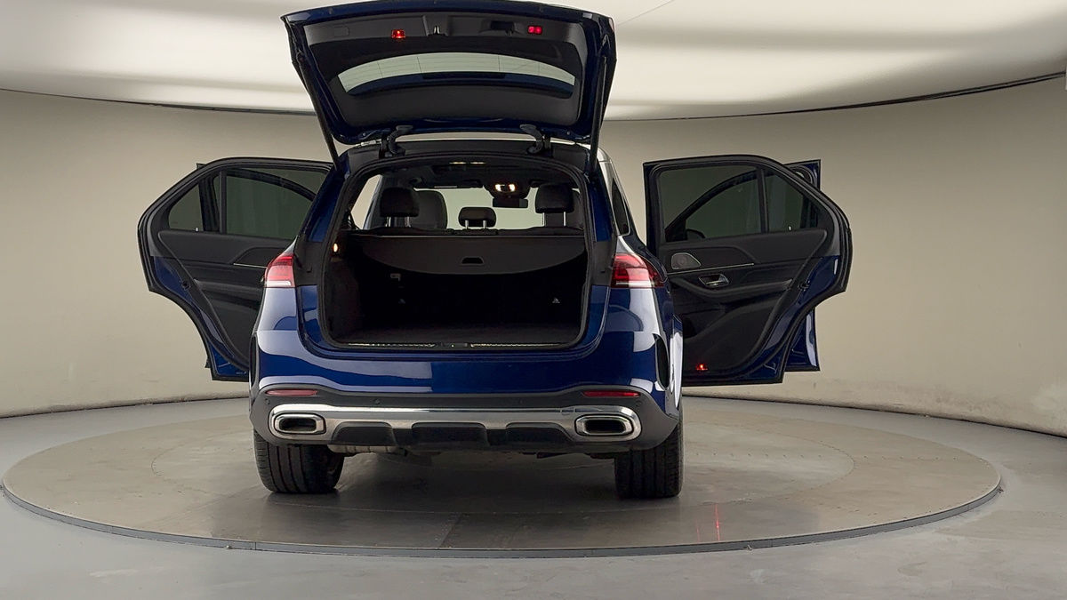 More views of Mercedes-Benz GLE