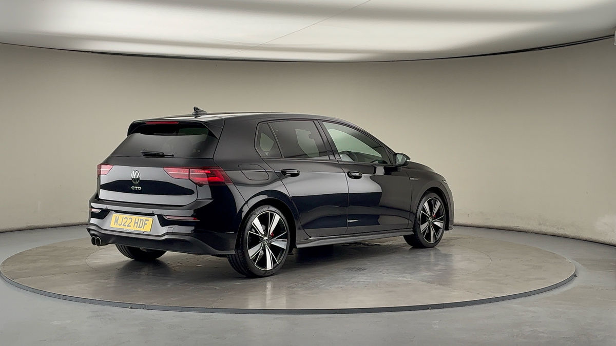Volkswagen Golf Image 21