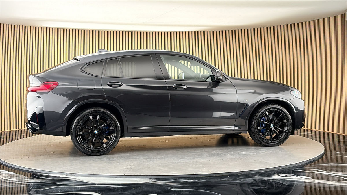 More views of BMW X4