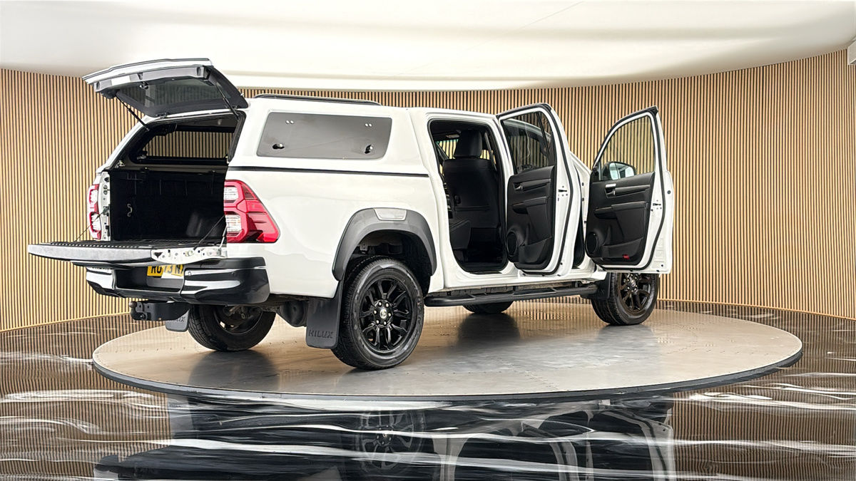 More views of Toyota Hilux