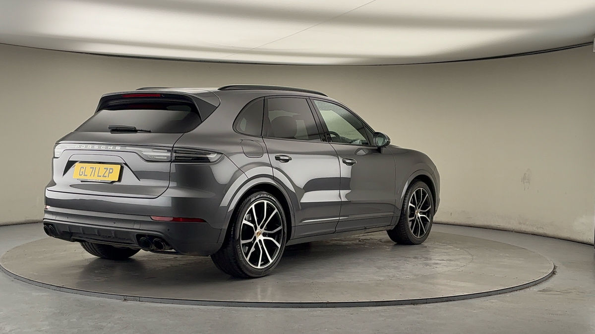 More views of Porsche Cayenne