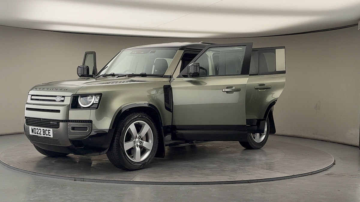 More views of Land Rover Defender 110