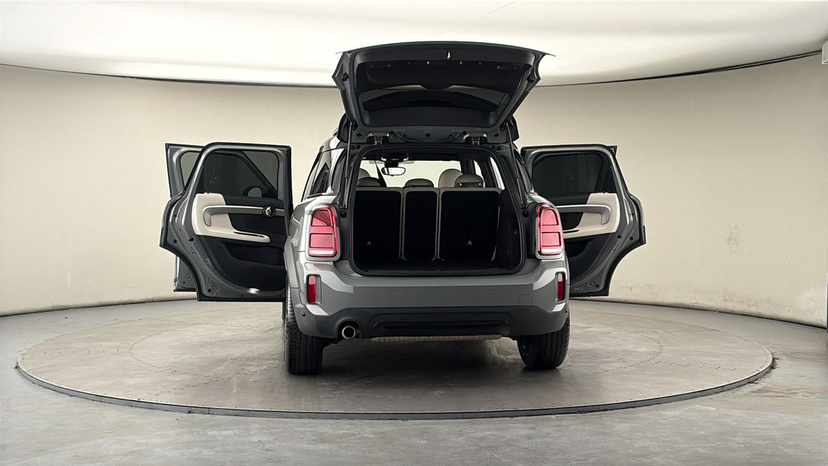 More views of MINI Countryman