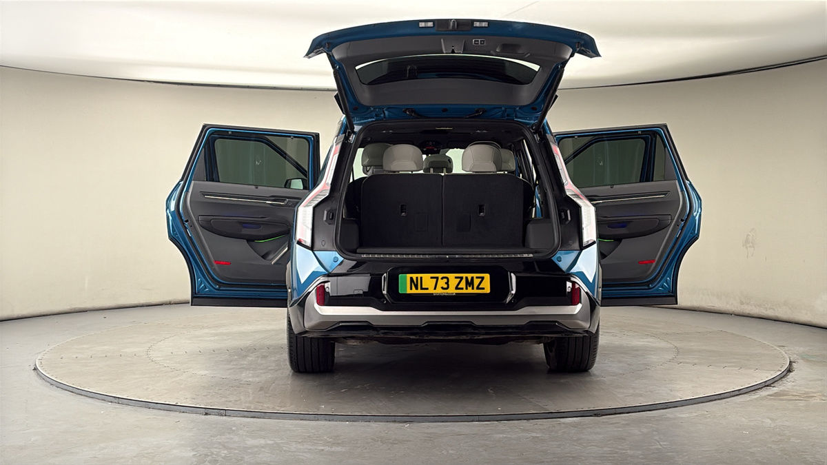 More views of Kia EV9