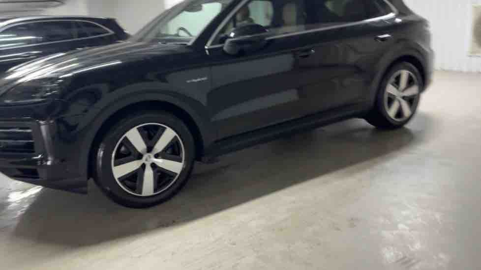 More views of Porsche Cayenne