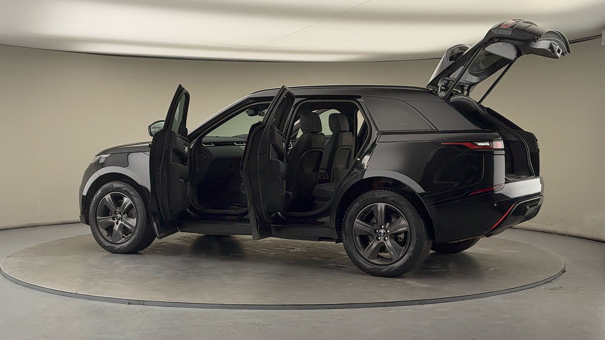 More views of Land Rover Range Rover Velar