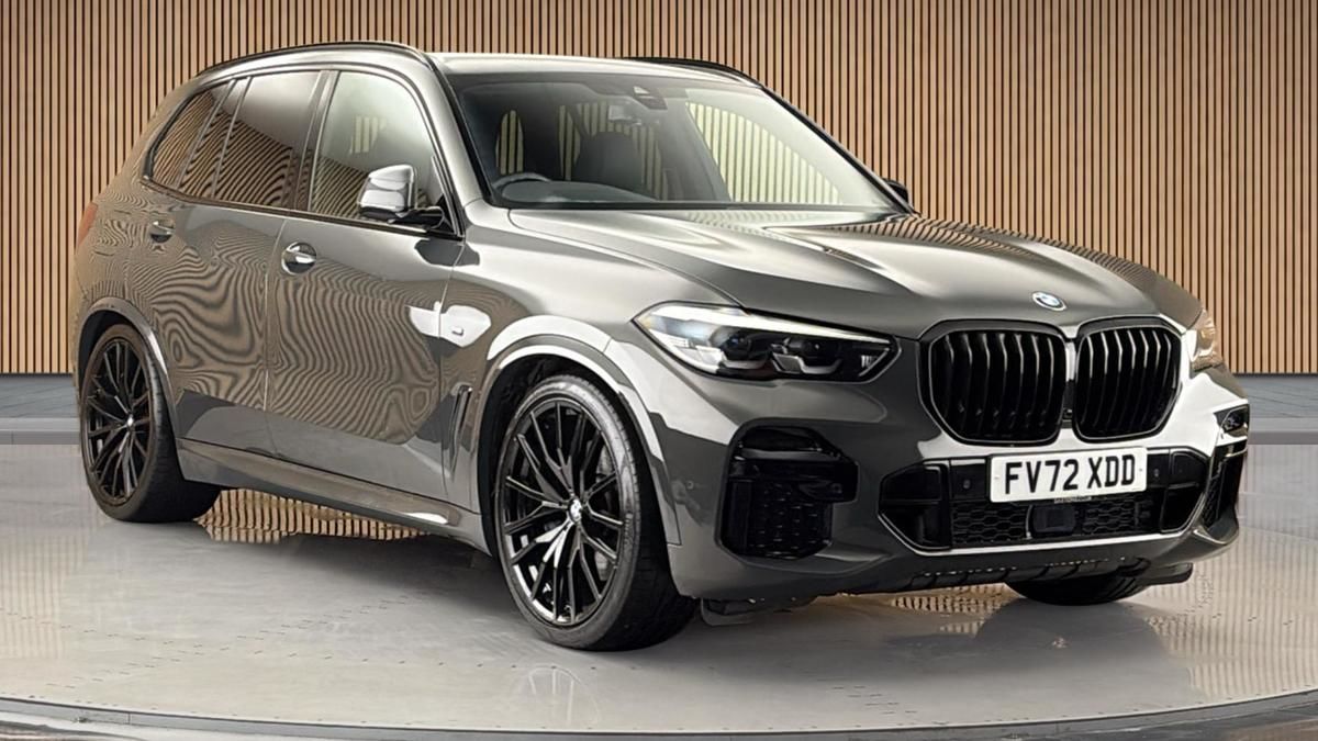 BMW X5 Sticky Header Image