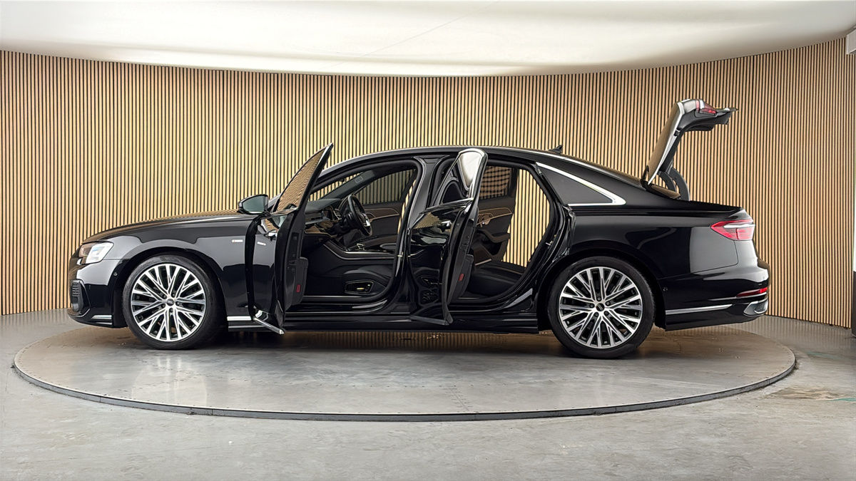 More views of Audi A8
