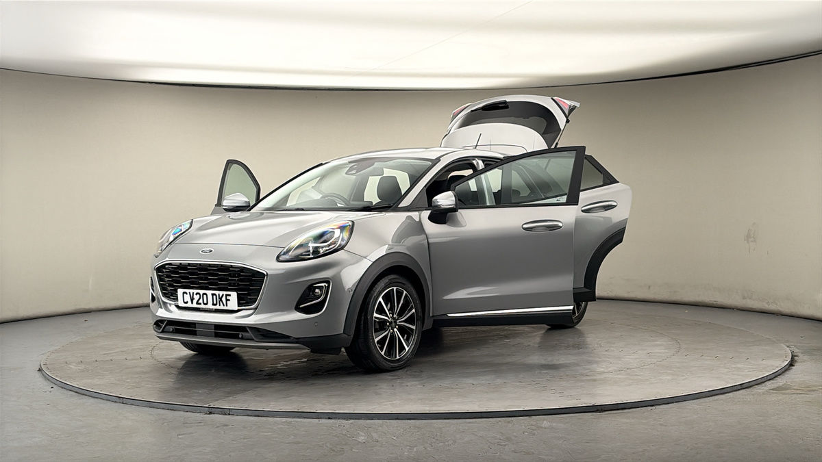 More views of Ford Puma