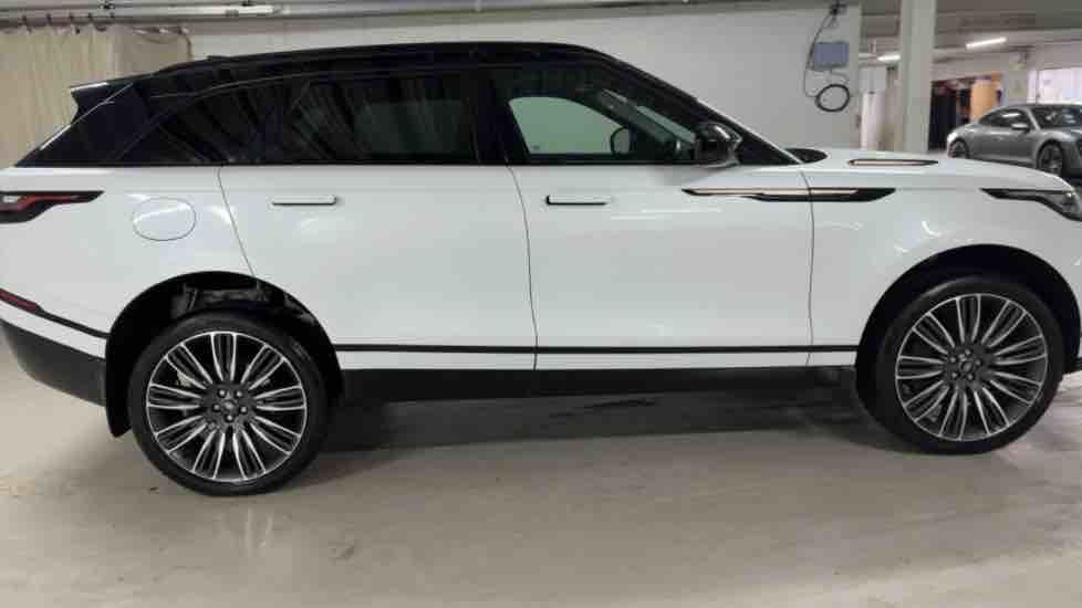 More views of Land Rover Range Rover Velar