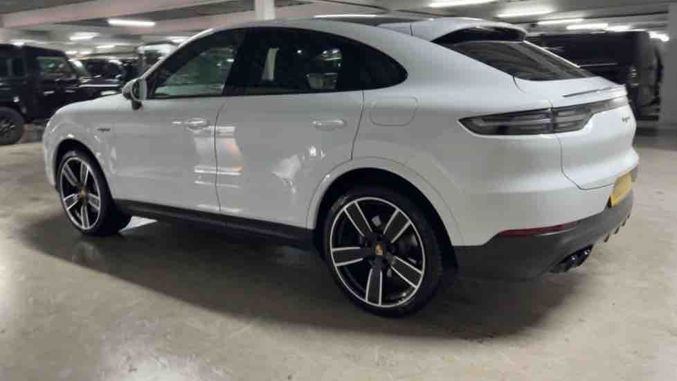 More views of Porsche Cayenne
