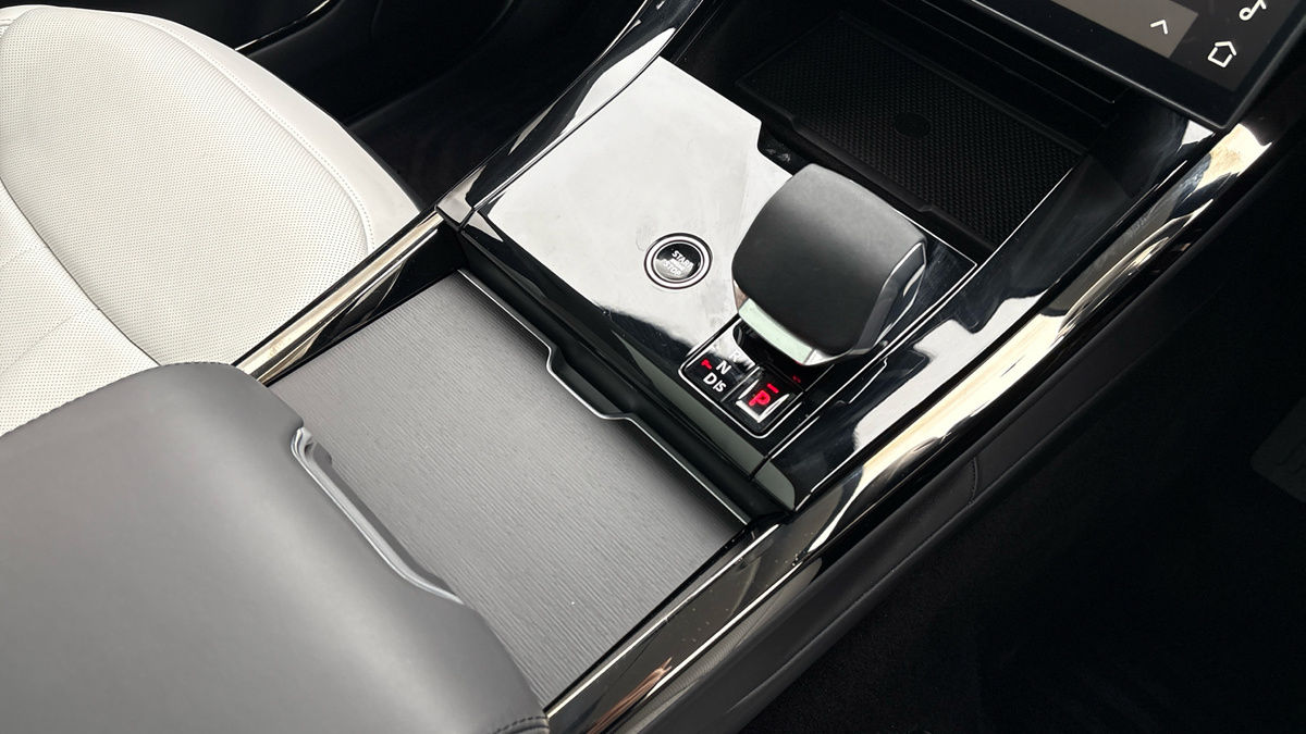 Land Rover Range Rover Sport Image 18