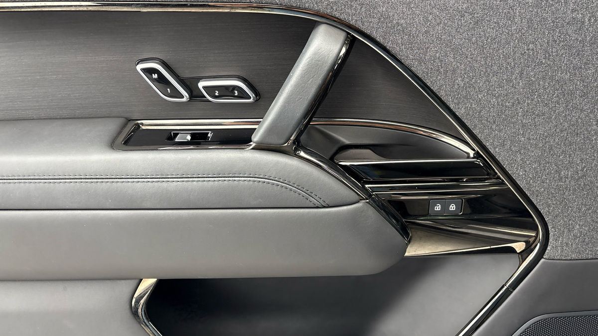 Land Rover Range Rover Sport Image 19