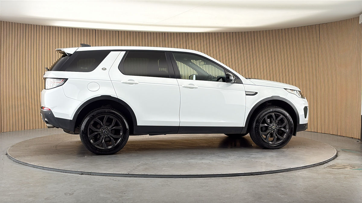 More views of Land Rover Discovery Sport