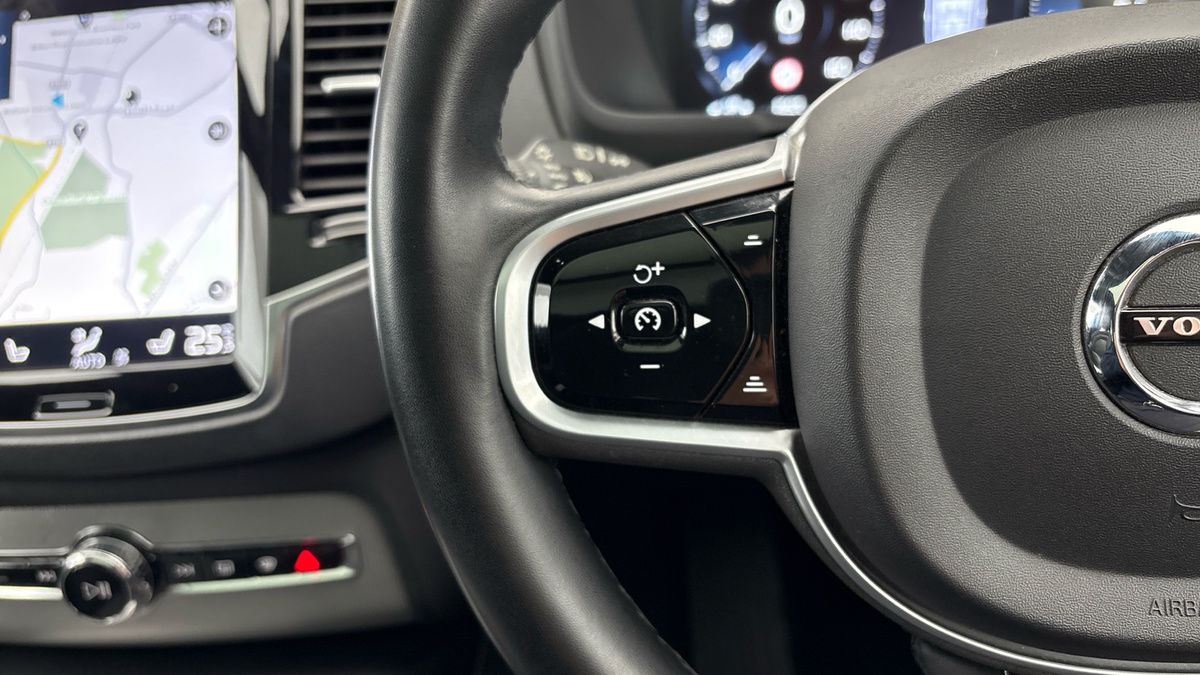 Volvo XC90 Image 13