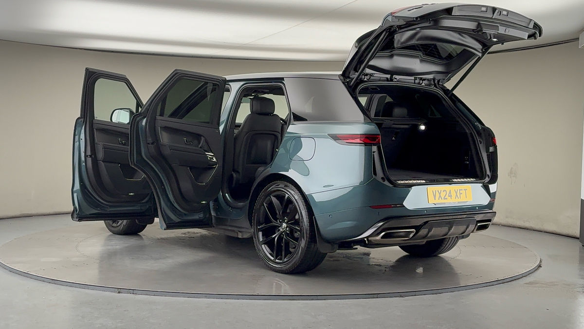 More views of Land Rover Range Rover Sport