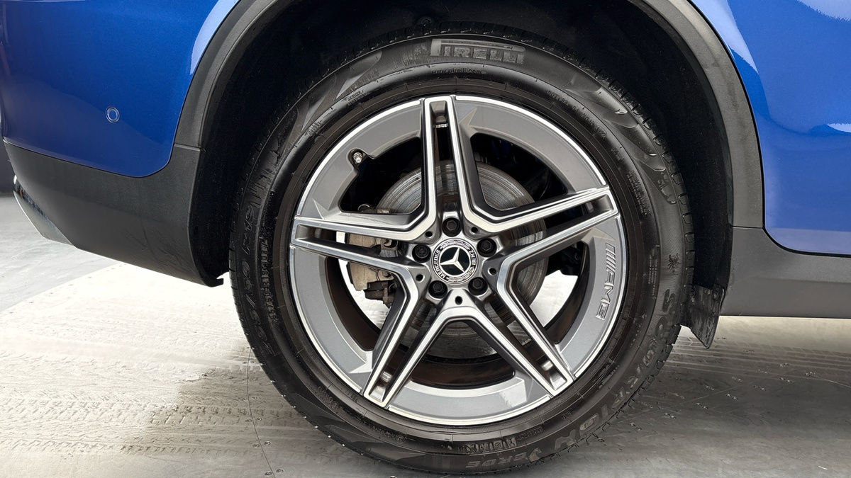 Mercedes-Benz GLC Image 10
