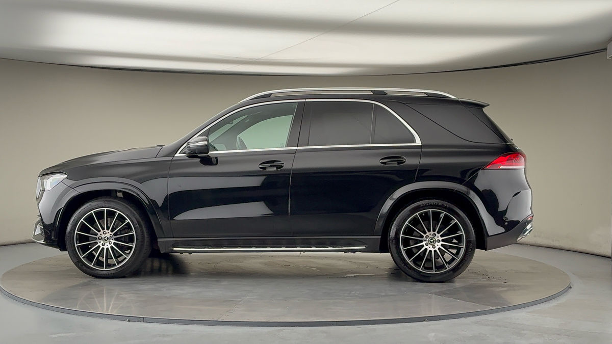 More views of Mercedes-Benz GLE
