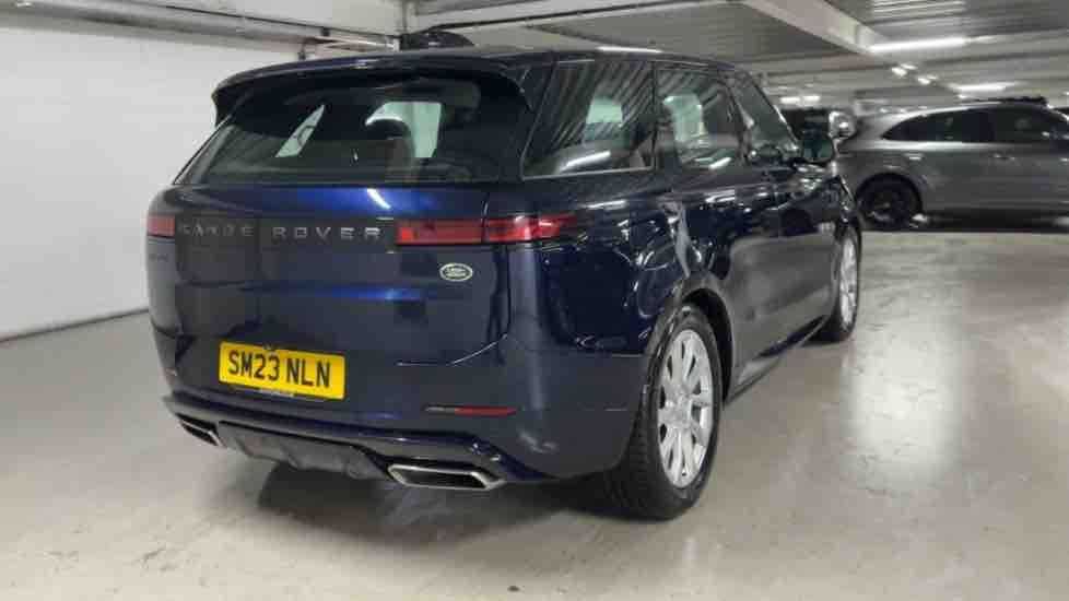 More views of Land Rover Range Rover Sport